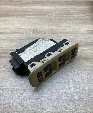 Volvo S60 Electric window control switch 30658146 09193383