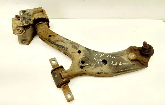 Honda CR-V Front lower control arm/wishbone