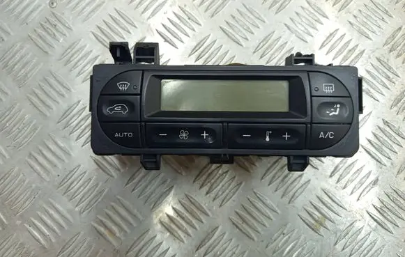 Citroen C3 Climate control unit 96530443XT