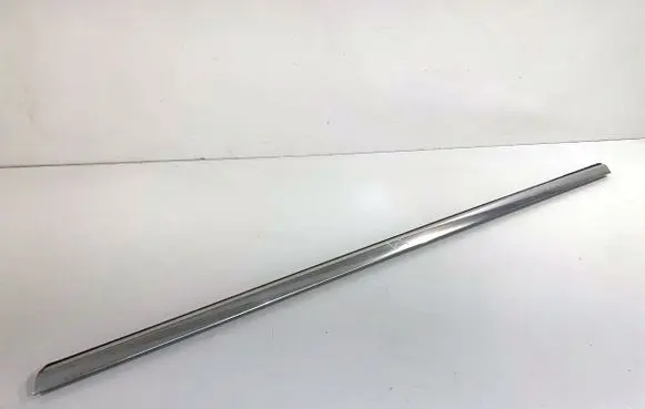 Mercedes-Benz GLA W156 X156 Front door windshield rail A1567250182
