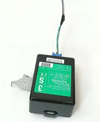 Toyota Prius (XW30) Door control unit/module 8974047031 61B663000 66309443745