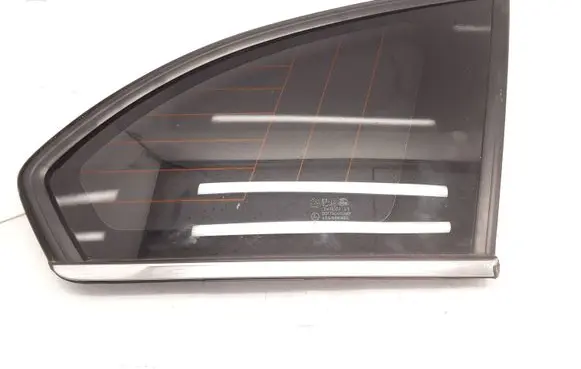 Chevrolet Captiva Rear side window 96622513