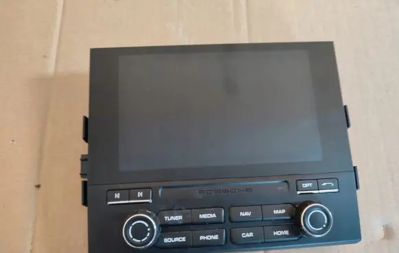 Porsche Macan (95B) Radio/CD/DVD/GPS head unit 95B919606D