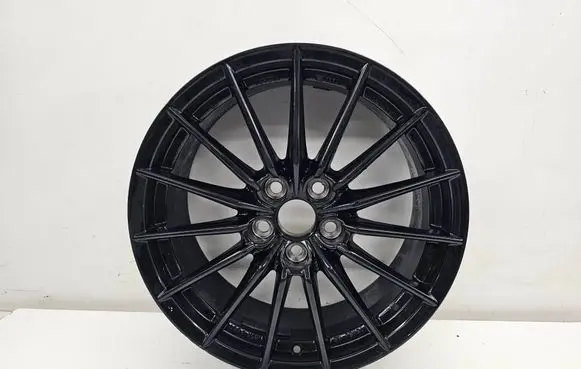 Toyota Yaris R18 alloy rim 
