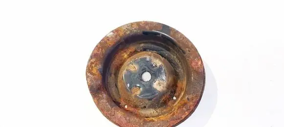 Coil spring mount
