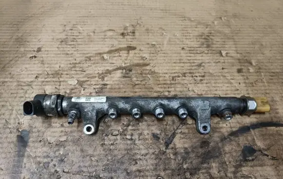 Fuel main line pipe