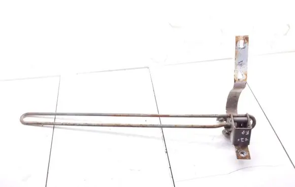 Jaguar XJS Tailgate/trunk/boot hinge