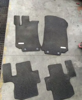 Mercedes-Benz R W251 Car floor mat set 