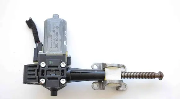 Mercedes-Benz SL R230 Seat adjustment motor 0390201946