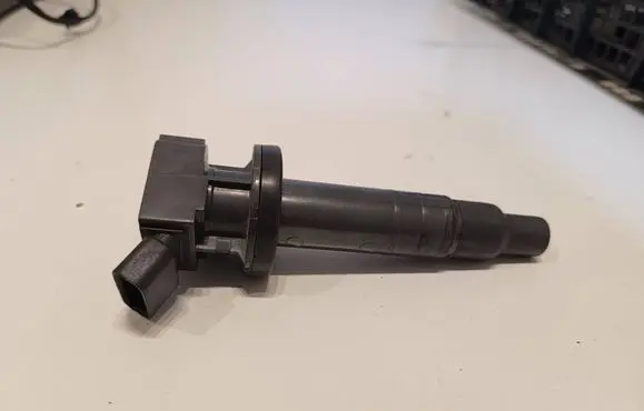 Peugeot 107 High voltage ignition coil 90919W2001 10R034811