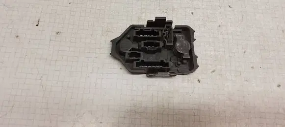 Volkswagen PASSAT B4 Tail light bulb cover holder 1H5945257