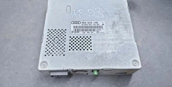 Audi A8 S8 D3 4E Radio/CD/DVD/GPS head unit 4E0919146 4E0910146