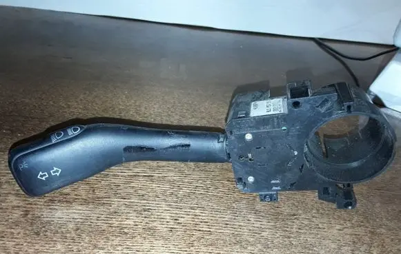 Audi A3 S3 8L Indicator stalk 8L0953513