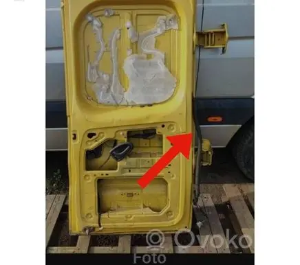 Opel Vivaro Loading door check strap stopper 69255