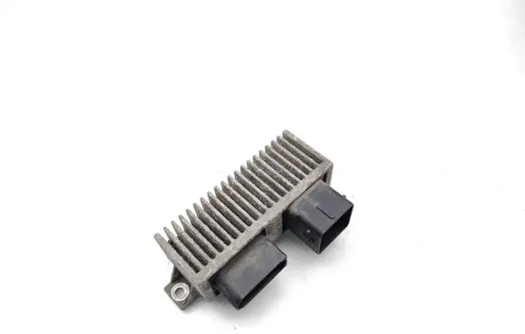 Opel Vivaro Glow plug pre-heat relay 271206395R