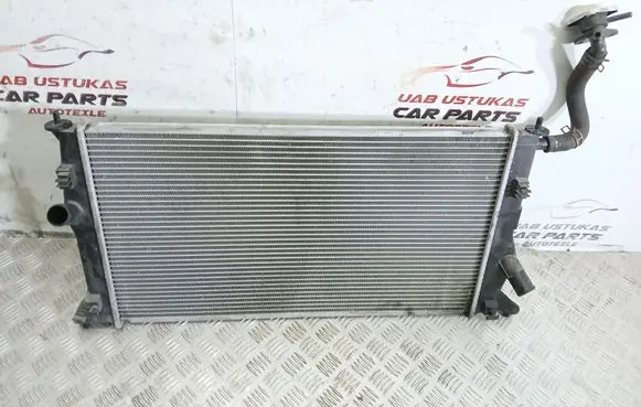Mazda 5 Coolant radiator