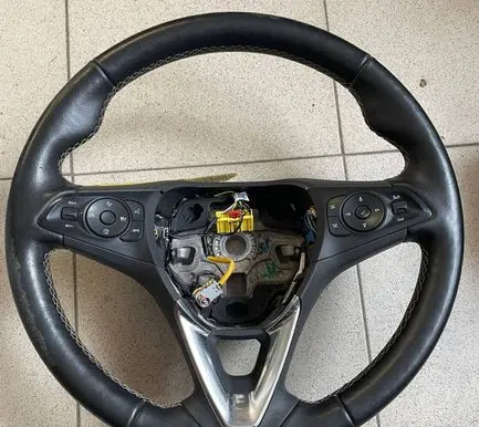 Opel Insignia B Steering wheel 34210940a