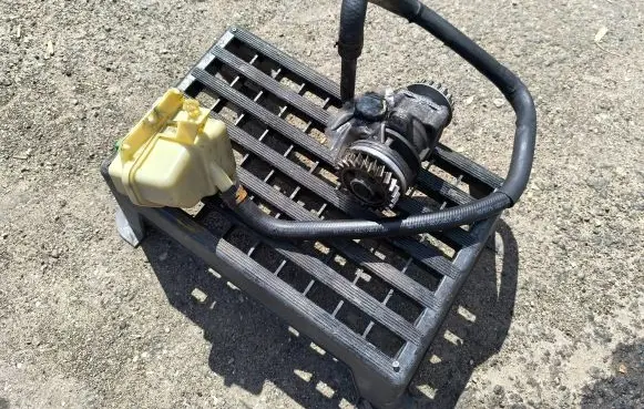 Volkswagen Multivan T5 Power steering pump
