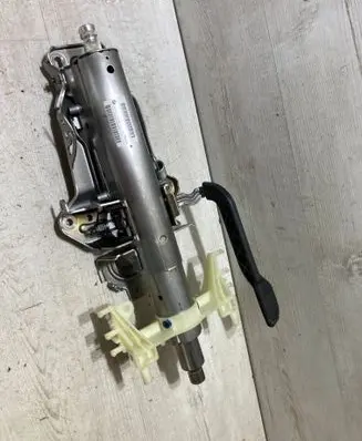 Mini Clubman F54 Steering wheel axle 6864824