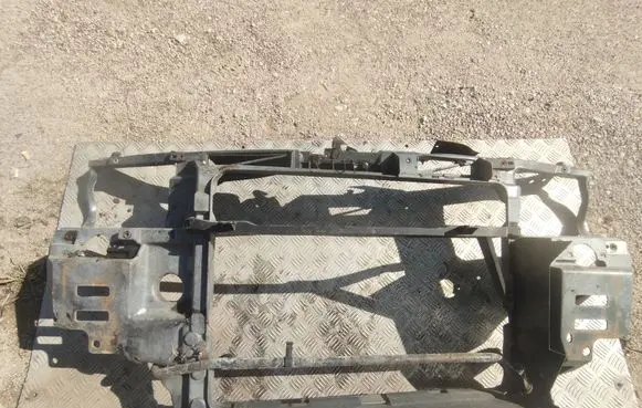 Volkswagen Sharan Top upper radiator support slam panel