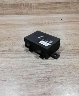 Volkswagen PASSAT B4 Immobilizer control unit/module 1H0953257B 5WK4590