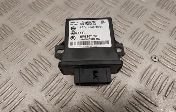Volkswagen PASSAT CC Light module LCM 5M0907357F