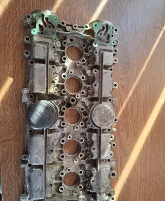 Volvo XC70 Engine head 1001761
