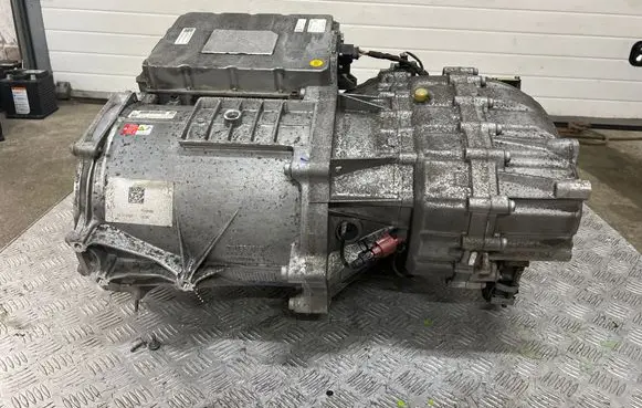 Porsche Taycan 9J1 Electric car motor 9J1907123F 9J1901153D