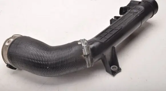 Volvo S90, V90 Intercooler hose/pipe 31422153