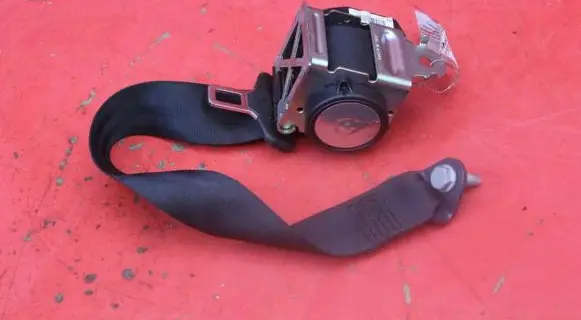 Peugeot 508 RXH Front seatbelt 98020244XX