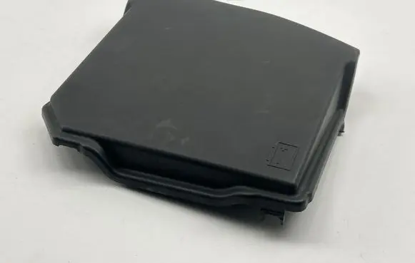 Volvo XC60 Battery box tray cover/lid 31294775