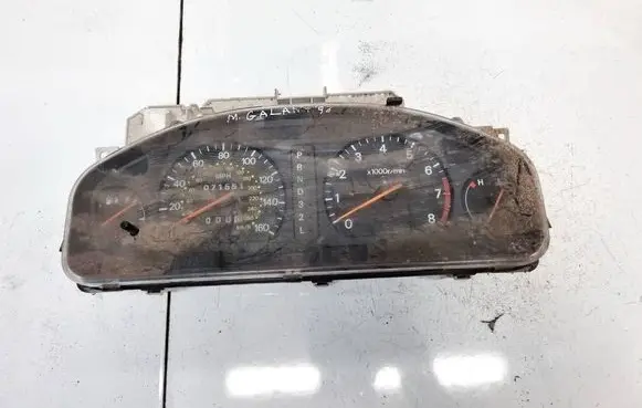 Speedometer (instrument cluster)