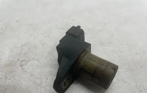 Camshaft position sensor