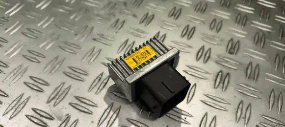 Renault Trafic III (X82) Glow plug pre-heat relay 8200859243