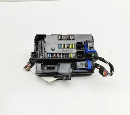 Iveco Daily 6th gen Fuse module 5802865326