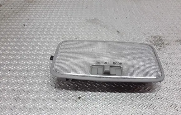 Toyota Yaris Rear seat light