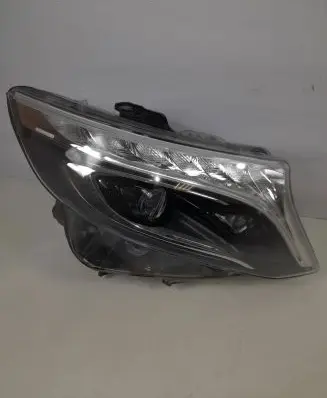 Mercedes-Benz Vito Viano W447 Headlight/headlamp A4479064700