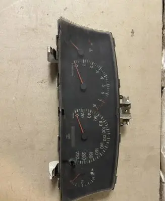 Toyota Corolla E120 E130 Speedometer (instrument cluster) 88311338
