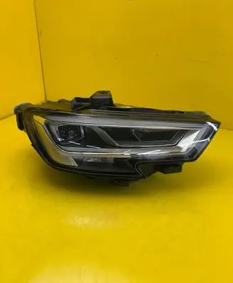Audi A3 S3 8V Headlight/headlamp 8V0941034C