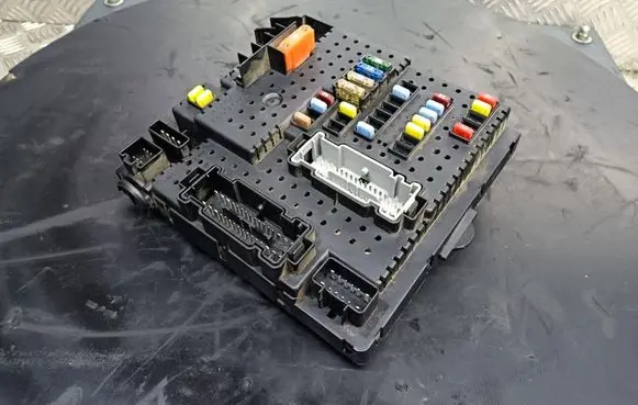 Volvo V70 Fuse box set