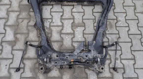 Nissan X-Trail T32 Front subframe AA10269