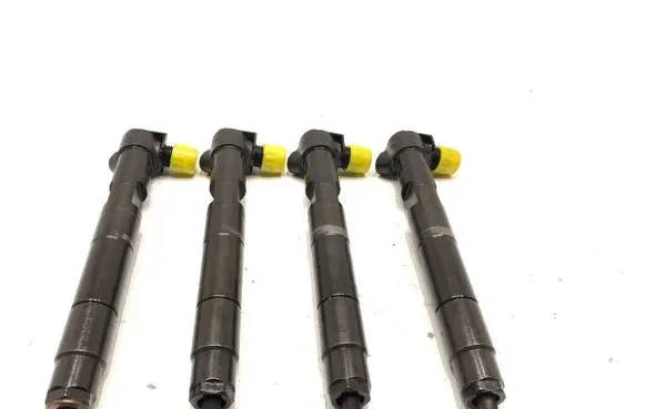 Mercedes-Benz GLK (X204) Fuel injectors set A6510702887