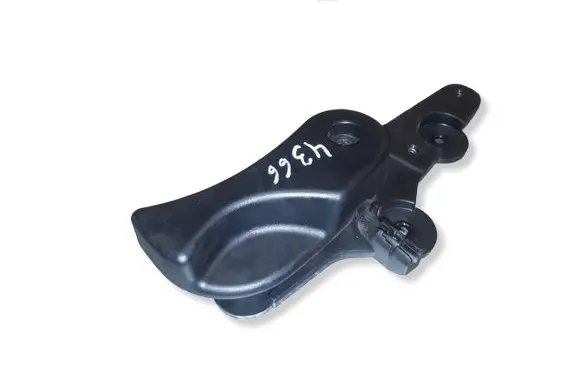 BMW 1 E81 E87 Engine bonnet (hood) release handle 7071707