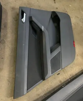 Volkswagen Touran III Rear door card panel trim