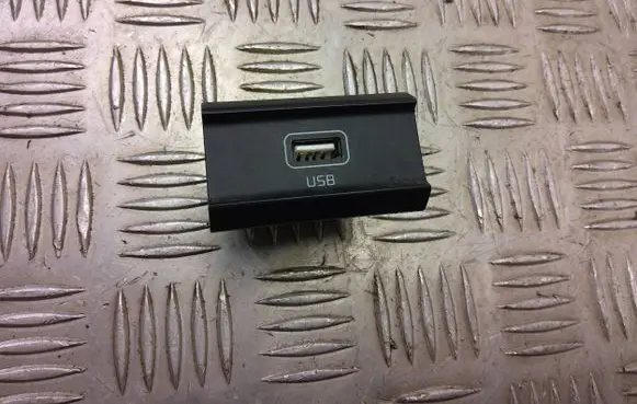 KIA Niro USB socket connector 96120q4000