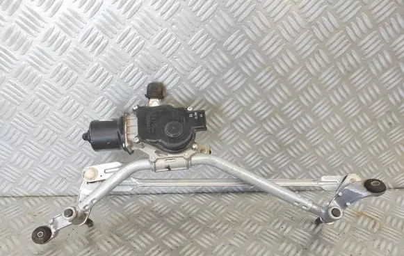 Renault Captur Front wiper linkage and motor WM07C C086A Z415