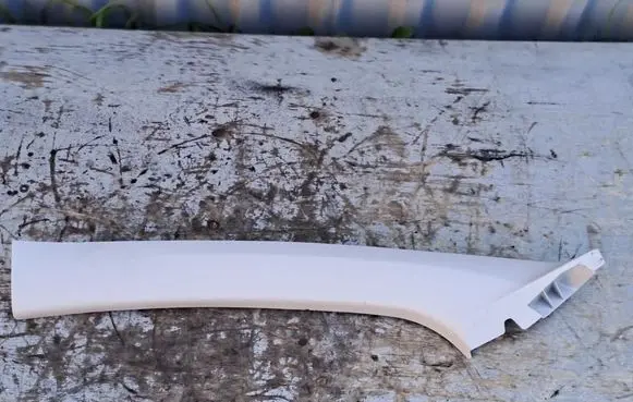Citroen C3 (A) pillar trim 9812003777