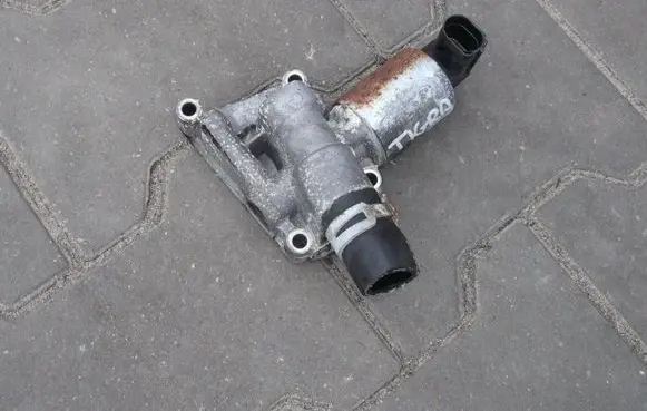 Opel Tigra B EGR valve
