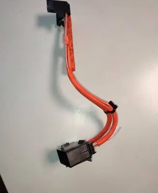 Toyota Yaris Positive cable (battery) G383052010a