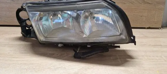 Volvo S80 Headlight/headlamp